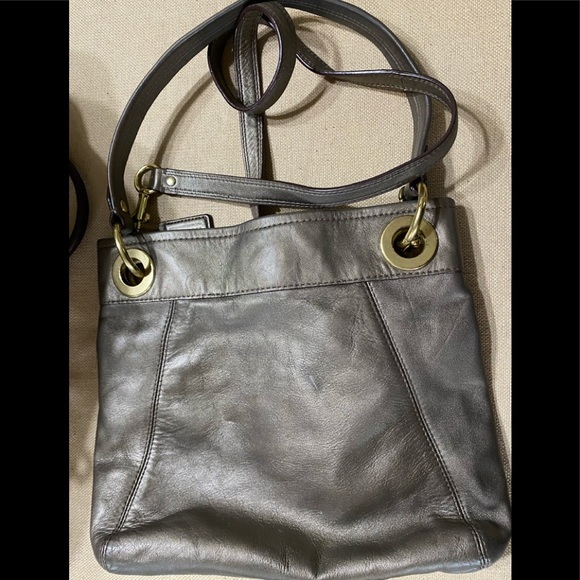 Coach Leather Gold Tone Shoulder Bag - Picture 2 of 3